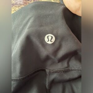 Black Lululemon Leggings.